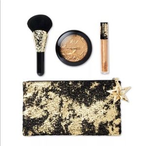 MAC Sprinkle Of Shine Gold 4-Piece Set never used